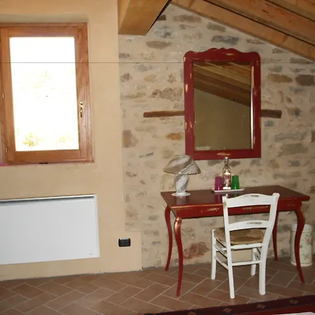 Sacreterre E Panzió