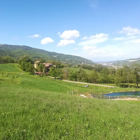 Sacreterre E Panzió