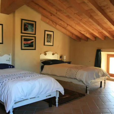 Bed & Breakfast Sacreterre E