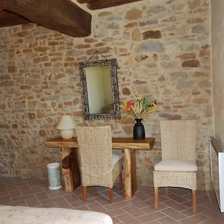 Sacreterre E Tizzano Val Parma