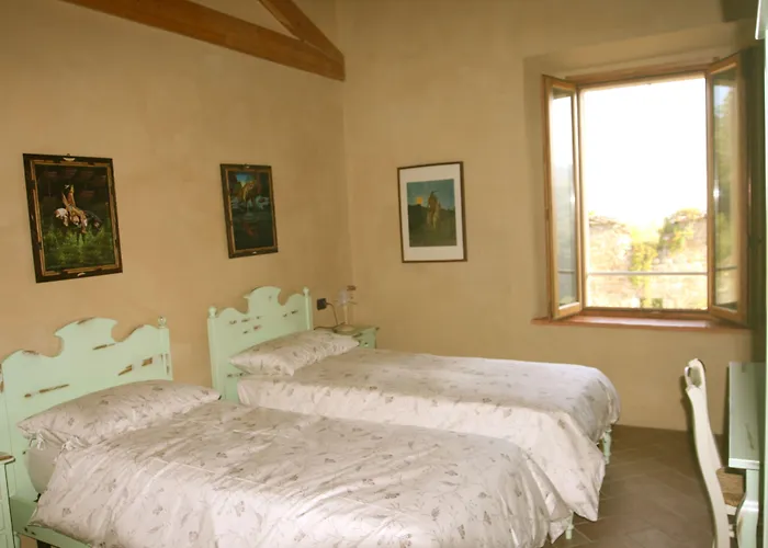 Sacreterre E Tizzano Val Parma