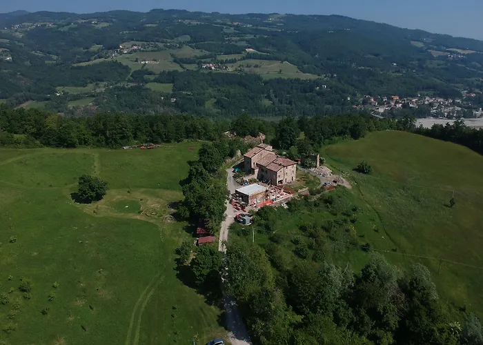 Sacreterre E * Tizzano Val Parma